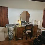 Kitty Kiernan's Self Catering Thatch Longford