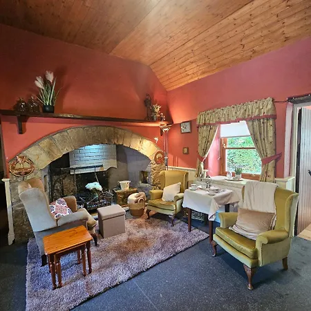 Kitty Kiernan's Self Catering Thatch * Λόνγκφορντ